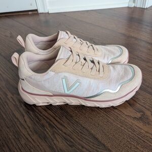Vionic Presley Sneakers Size 10 Blush Pink NWOT